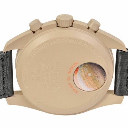 オメガ OMEGA スウォッチ SWATCH コラボ ミッション トゥ ジュピター BIOCERAMIC MOONSWATCH MISSION TO  JUPITER メンズ クォーツ 時計 ブラウン文字盤 SO33C100【中古】 | ゴールドプラザ オンラインストア