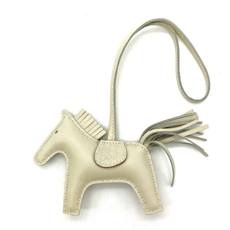 エルメス HERMES ロデオ PM チャーム レザー U刻印 クレ