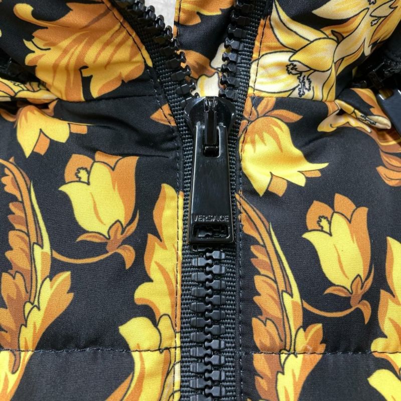【極美品】VERSACE 総柄 ベージュ ブラウン Versace Versace Allover low-top sneakers Versace